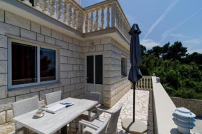 Apartments Villa Dinga -Borak - Comfort Two Bedroom Apartment with Balcony No 6